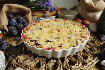 Pflaumenkuchen mit Streuseln
