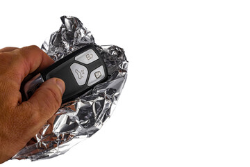 Protective cover for car keys that stops the signal, Faraday cage