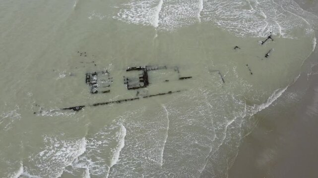 Dunkirk - English Battleship shipwreck 
