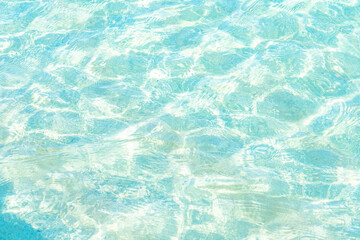 透明な水面