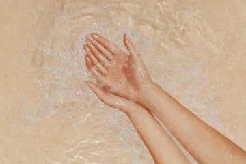 Close-up of man having back massage with honey at health spa.. Beautiful simple AI generated image