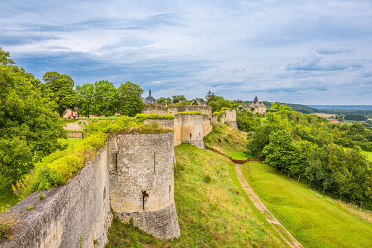 Les ruines du Ch&acirc;teau de Coucy