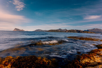 Obraz premium sunset over the Norway sea
