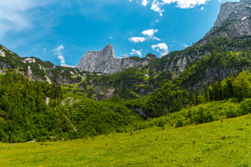 Am hinteren Gosausee bei Hallstatt am Dachstein – Atemberaubende Alpenlandschaft in Österreich