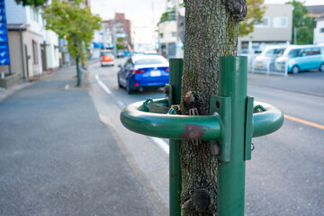Tree stakes metal bracket straightening support