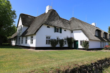 Blick auf die Küstenlandschaft der Insel Sylt bei Keitum