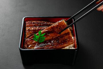 うな重　箸持ち　Grilled eel  Unaju chopstick holder