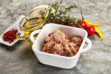 Canned tuna fillet for salad