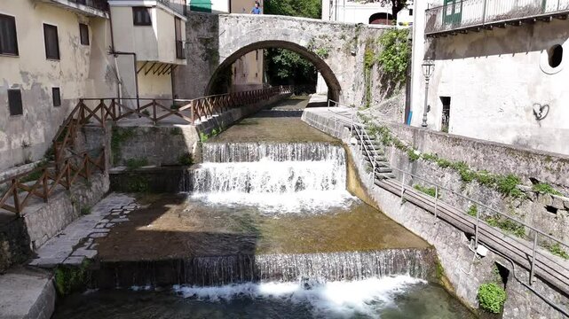 Il fiume Tenza che attraversa la cittadina di "Campagna" in provincia di Salerno.
Vista aerea dell'antico Borgo di Campagna, citta del sud Italia.