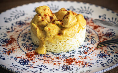 Tasty rice and chicken curry dish