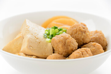 豆腐と鶏団子の煮物