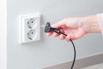 Careful resource use, the rising cost of electricity, and the need for mindful consumption, safety, and responsible energy management in everyday life