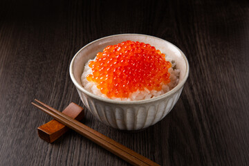 いくら丼