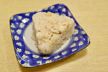 今治名物　鯛めしおにぎり