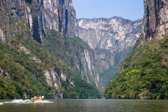 View of sumidero canyon with majestic cliffs and a serene river, Tuxtla Gutierrez, Mexico.