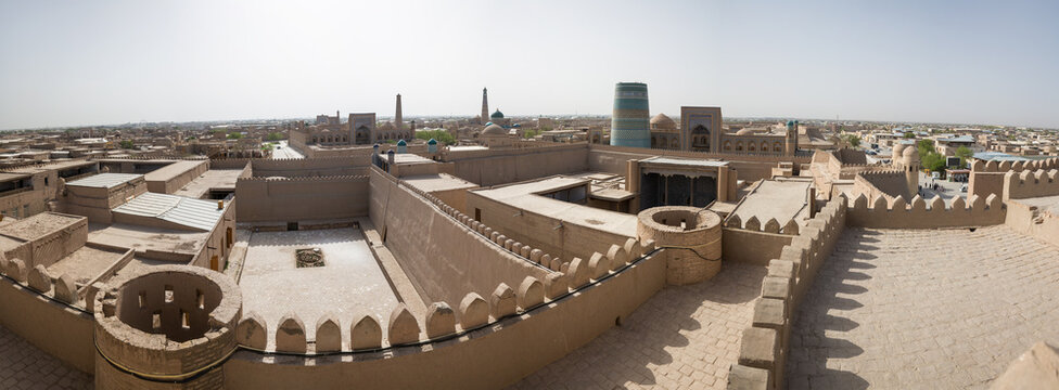 Konya Ark (Old Fortress) is the citadel in the Itchan Kala
