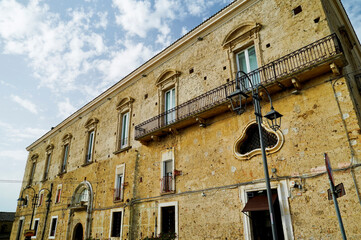Il nucleo storico medievale del villaggio di Pomarico, Matera, Basilicata, Italia