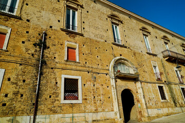 Il nucleo storico medievale del villaggio di Pomarico, Matera, Basilicata, Italia