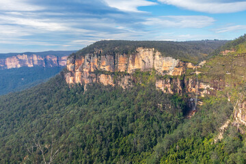 Photograph of bushland and the natural amphitheatre of the scenic Grose Valley near Blackheath in the Blue Mountains in New South Wales, Australia.