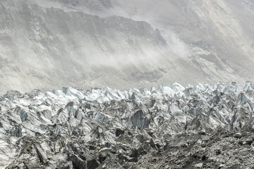 Glaciar de Hopar, Valle de Nagar, Norte de Pakistan