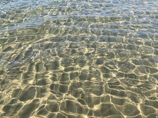 Mare cristallino e sabbia dorata