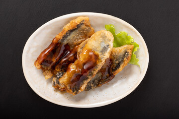 さんまの竜田揚げ（甘だれ）