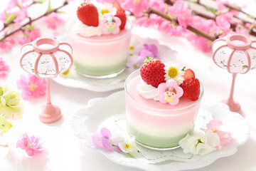 おひな祭り　かわいい3色プリン　3色ゼリー