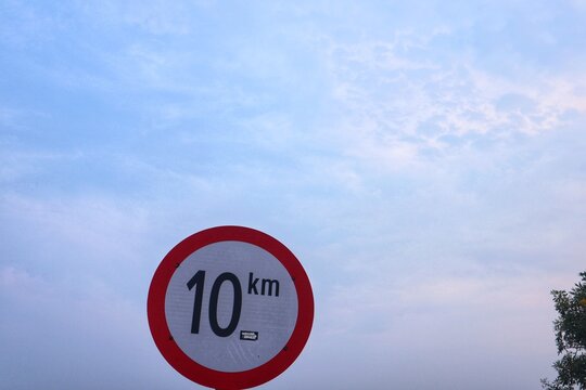 Traffic signs limit maximum speed to 10km per hour
