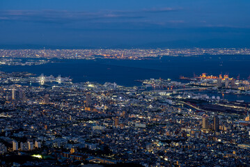 Obraz premium 摩耶山より神戸の街並みの夜景