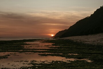 Obraz premium sunset over the sea