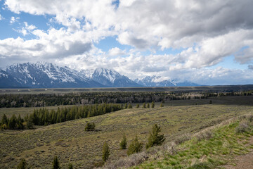 Naklejka premium A stunning view of the Teton mountain range in Grand Teton National Park, WY.