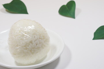 朝食にもぴったり。おにぎり（onigiri）
