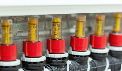 Flowmeter regulator, heating and cooling manifold regulator.