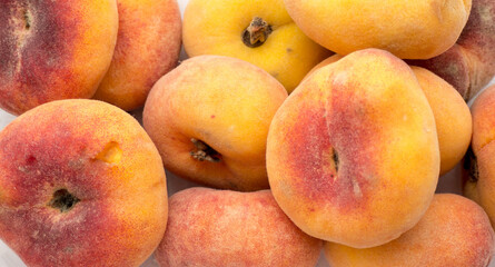 The nature Peaches.
