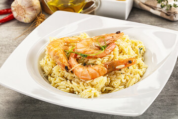 Italian pasta Orzo with prawn