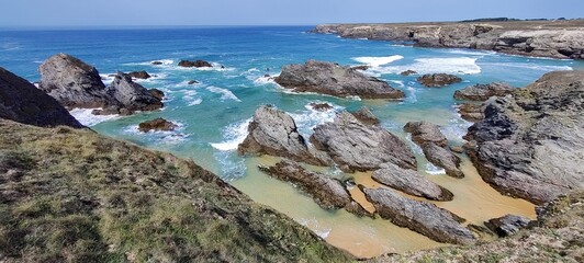Panorama sur une crique de la c&ocirc;te sauvage de Sauzon, Belle-&Icirc;le-En-Mer, Bretagne, France