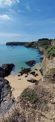 Panorama sur une crique de la c&ocirc;te sauvage de Sauzon, Belle-&Icirc;le-En-Mer, Bretagne, France