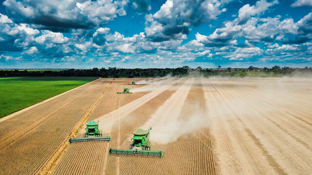 Lucas do Rio Verde, Mato Grosso - Brazil, January 18, 2024: Green John Deere combine harvester harvesting soybean crop. Agribusiness, agriculture - Lucas do Rio Verde, Mato Grosso, MT, Brazil.