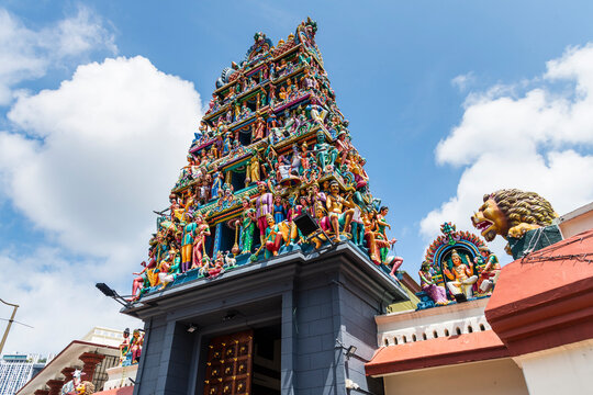 Singapore- July 18, 2024: Building view of the Sri Mariamman Temple in Chinatown, Singapore, Built in 1827, it's the oldest Hindu temple in Singapore.