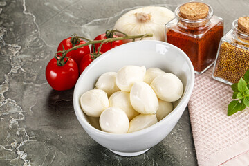 Mini mozarella cheese bolls heap