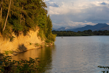 Jezioro w górach Liptowska Mara © Darek