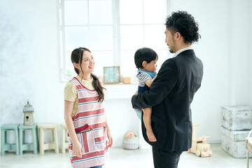 保育園登園イメージ
