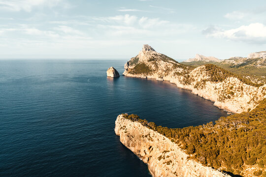 Ausblick auf Insel Es Colomer am Cap Formentor auf Mallorca Spanien