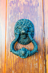 picaporte de le&oacute;n