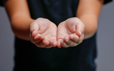 "Protect the Earth with Our Two Hands"
With just our two hands, we hold the power to make a difference for the planet. Each small action, whether planting a tree, reducing waste, or conserving energy