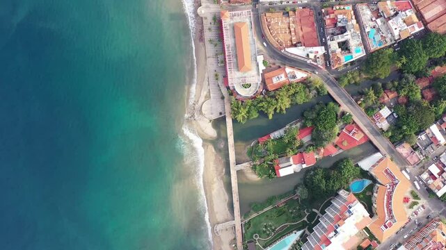 Malec&oacute;n de Puerto Vallarta
