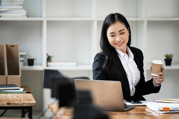 Professional investor working new start up project. business planning in office. Technology business.