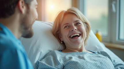 Obraz premium Happy Patient Recovering in Hospital Bed - Positive Recovery, Healthcare, Senior Care, and Hospital Smiles