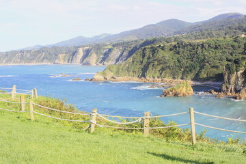 Ermita de La Regalina, acantilados y playa de Cadavedo Asturias.