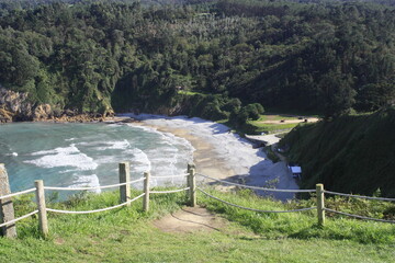 Ermita de La Regalina, acantilados y playa de Cadavedo Asturias.